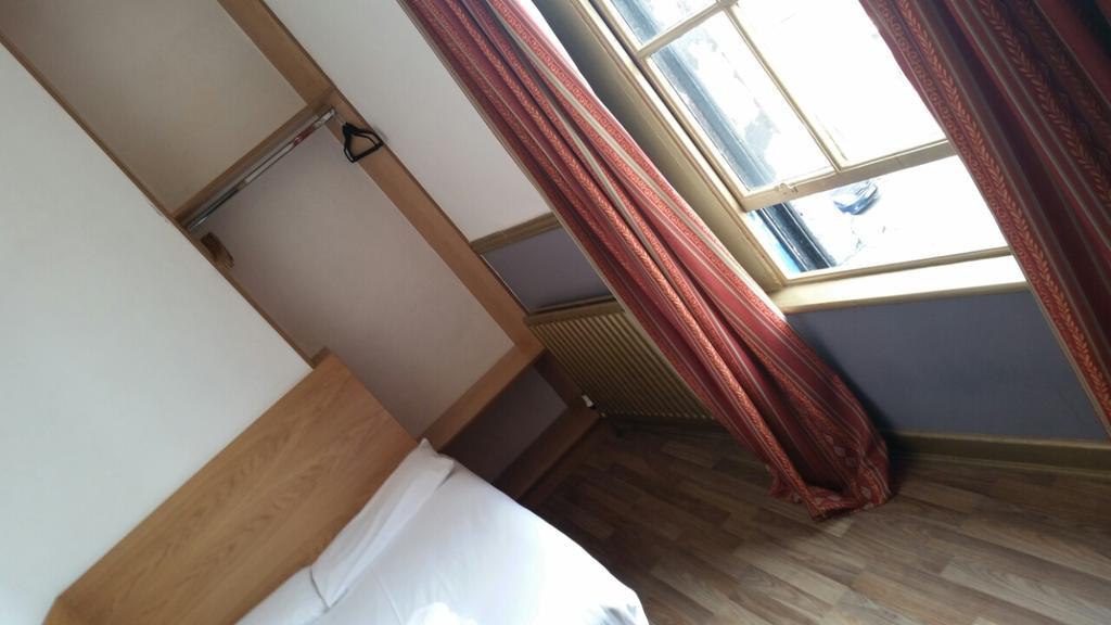 The Holyhead Hostel Dublin Ngoại thất bức ảnh