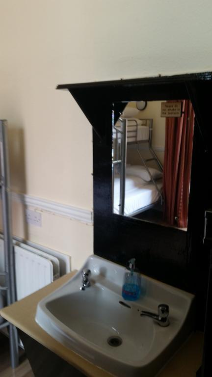 The Holyhead Hostel Dublin Ngoại thất bức ảnh
